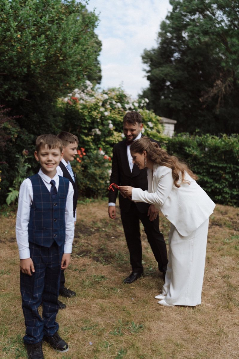 Annie and John wedding gallery photograph 142
