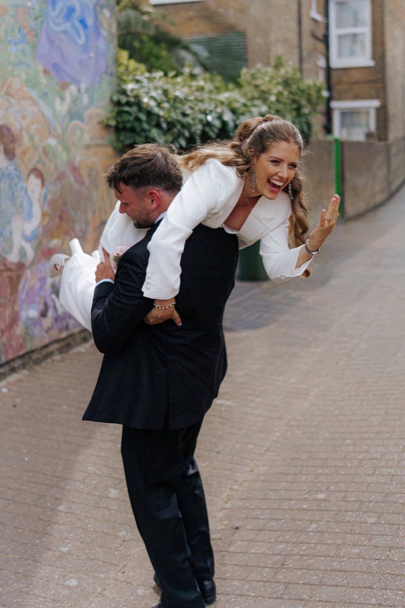 Annie and John wedding gallery photograph 40
