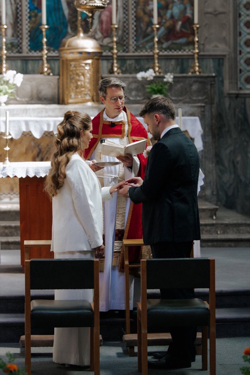 Annie and John wedding gallery photograph 115