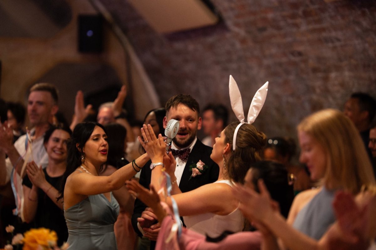 Annie and John wedding gallery photograph 97