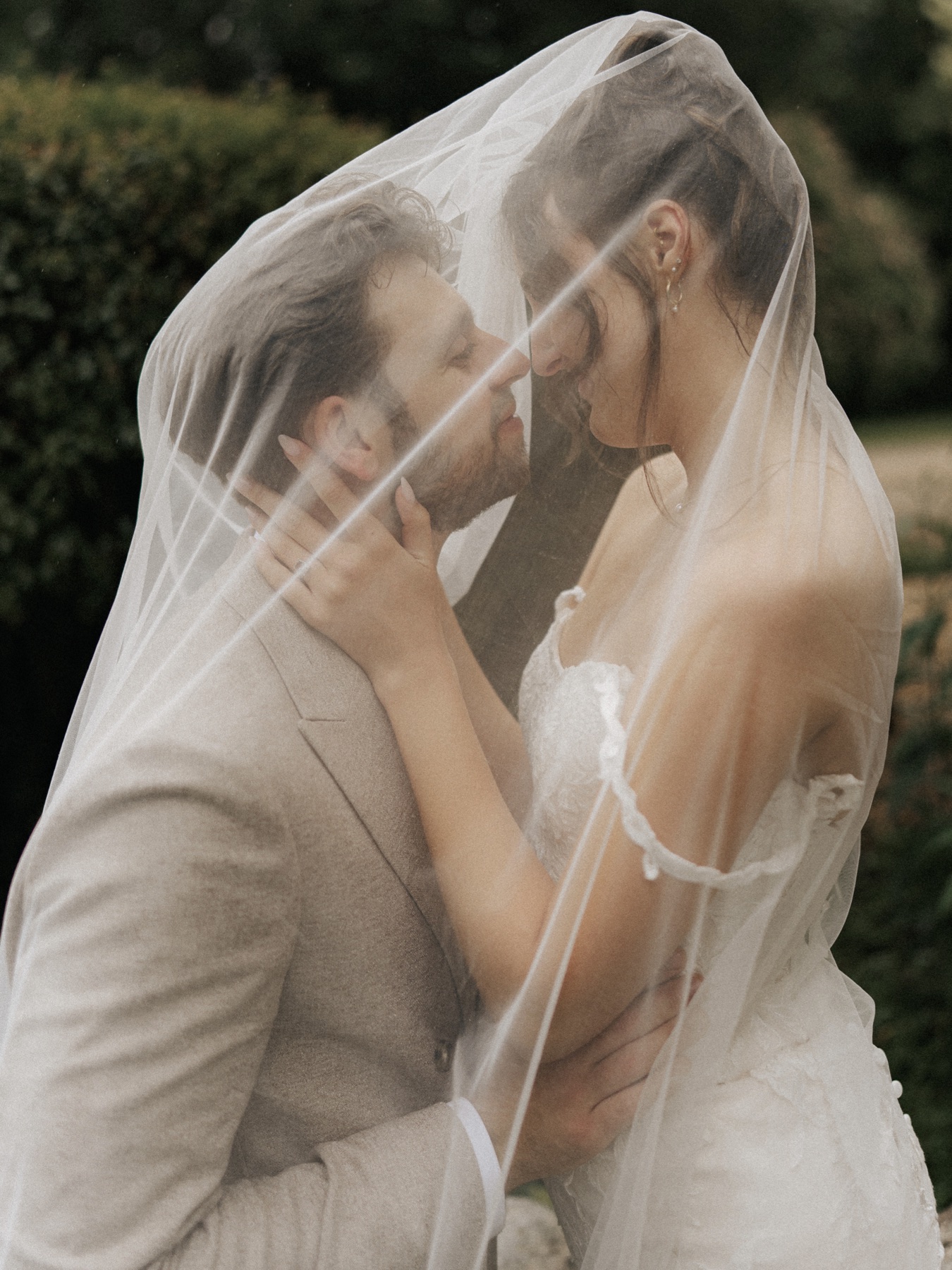 Melonie wedding feature photograph 2