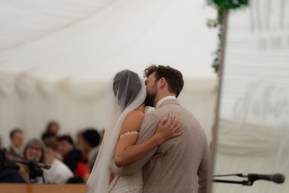 Nathan and Olivia wedding photograph DSC09568